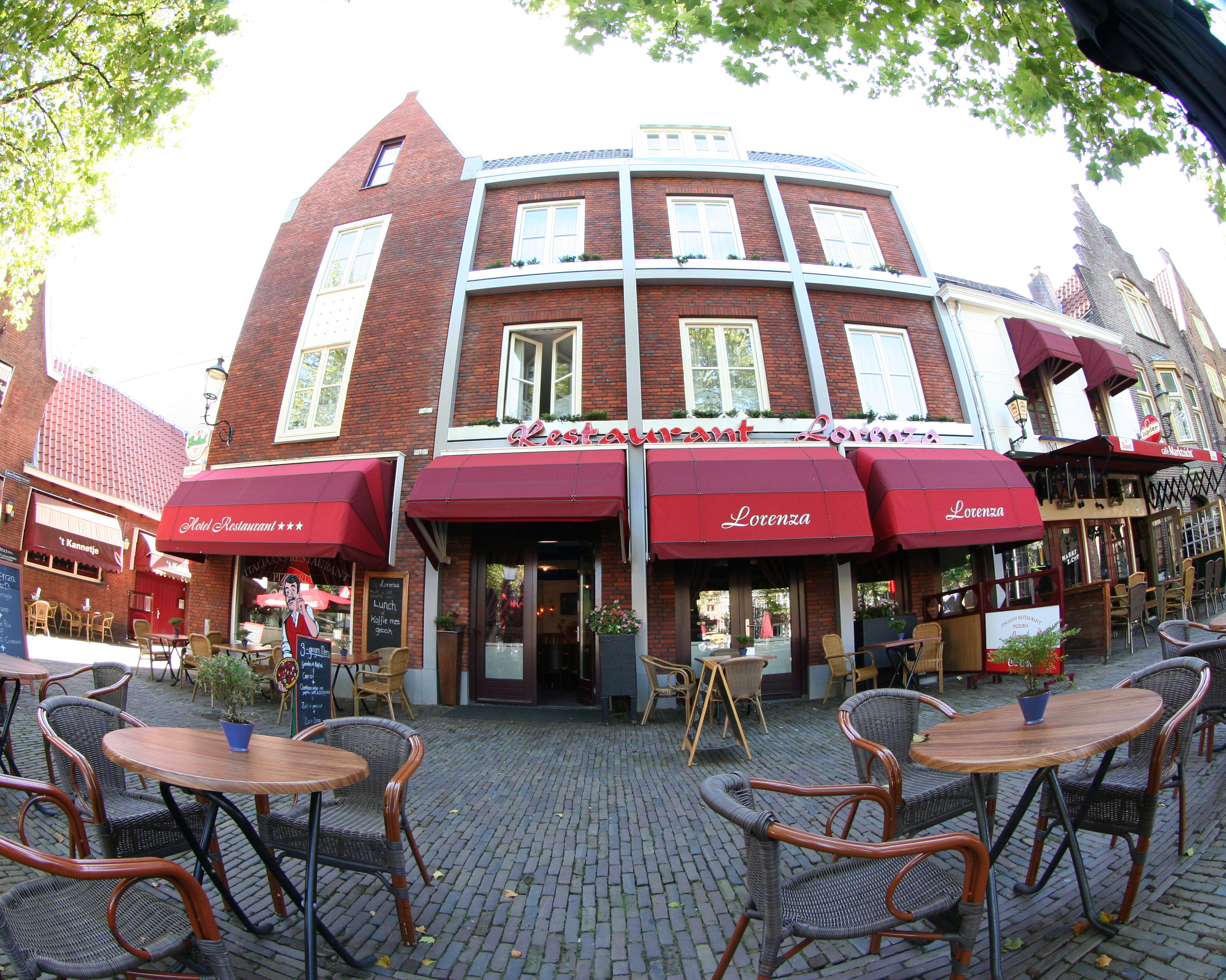 HotelPhoto1